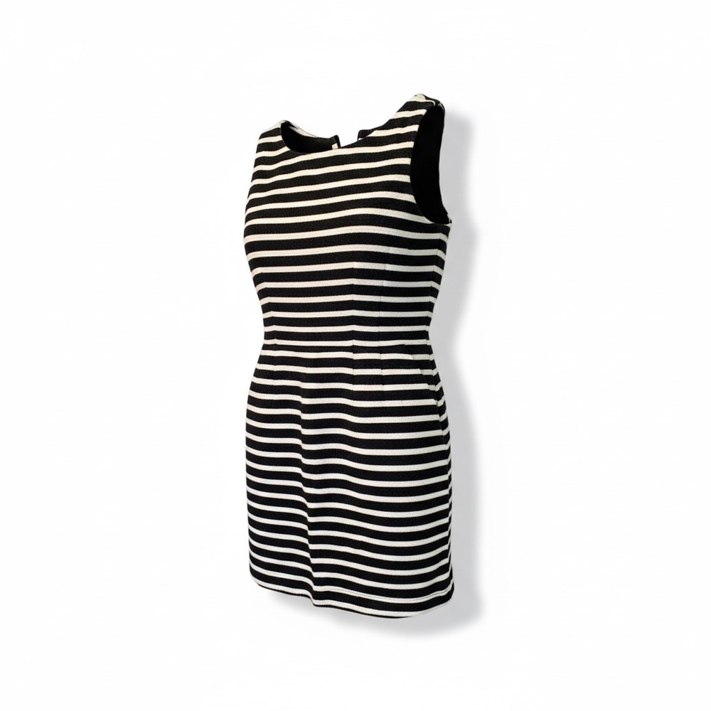 Halogen Nordstrom Dress Check out back!💕